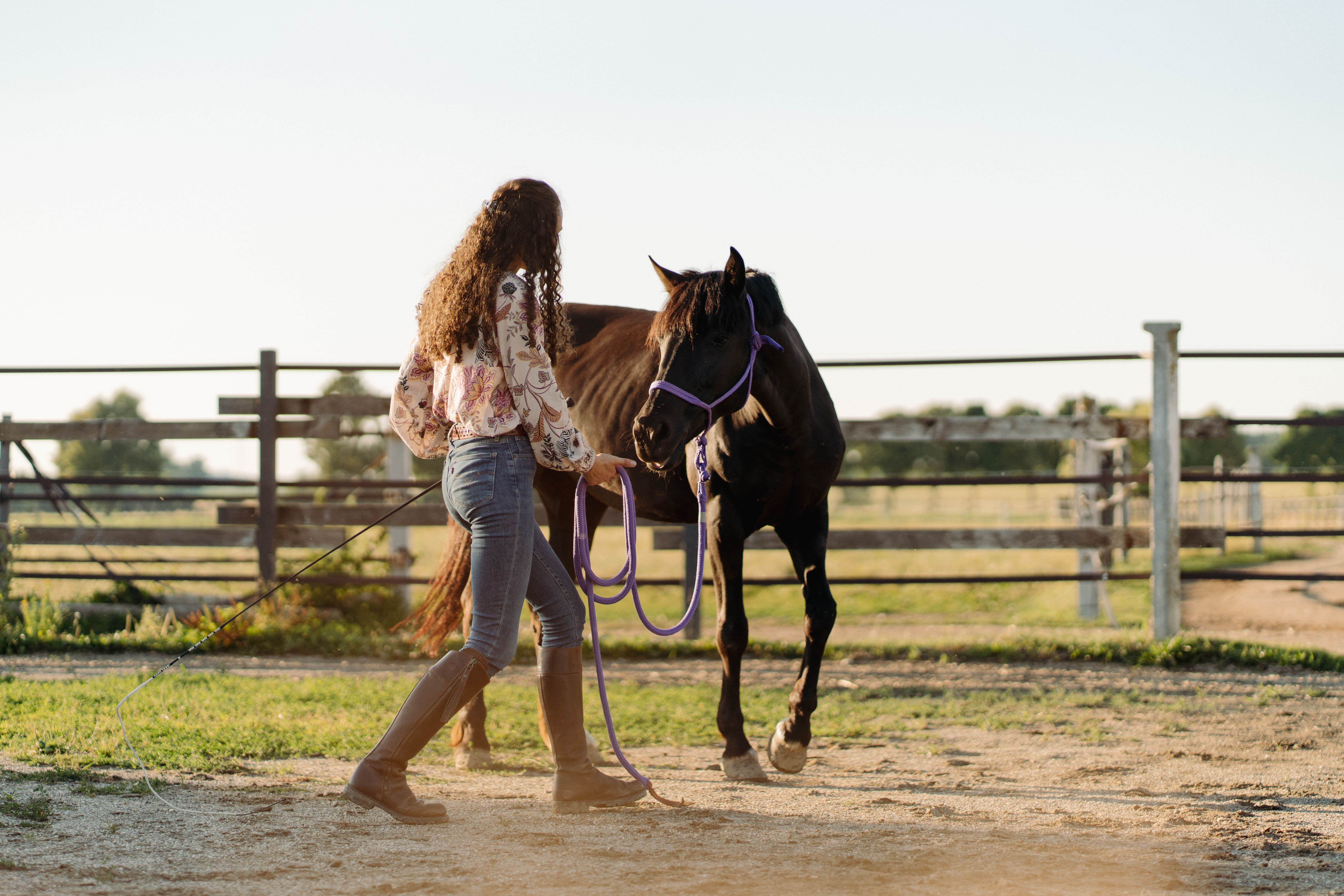 Bestimmung über Raum und Tempo, Einladen